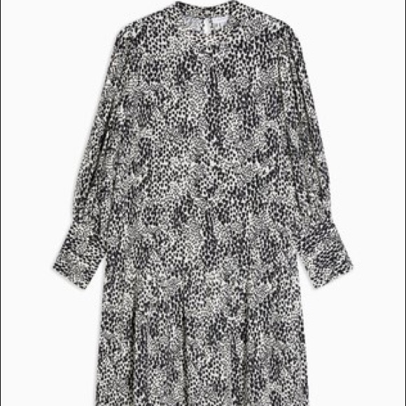 Topshop PETITE Bell Sleeve Chuck On Dress - Picture 9 of 9